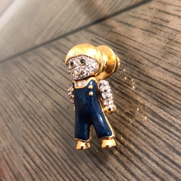Vintage CAROLEE Rhinestone & Enamel Boy Child Pin - Picture 4 of 16